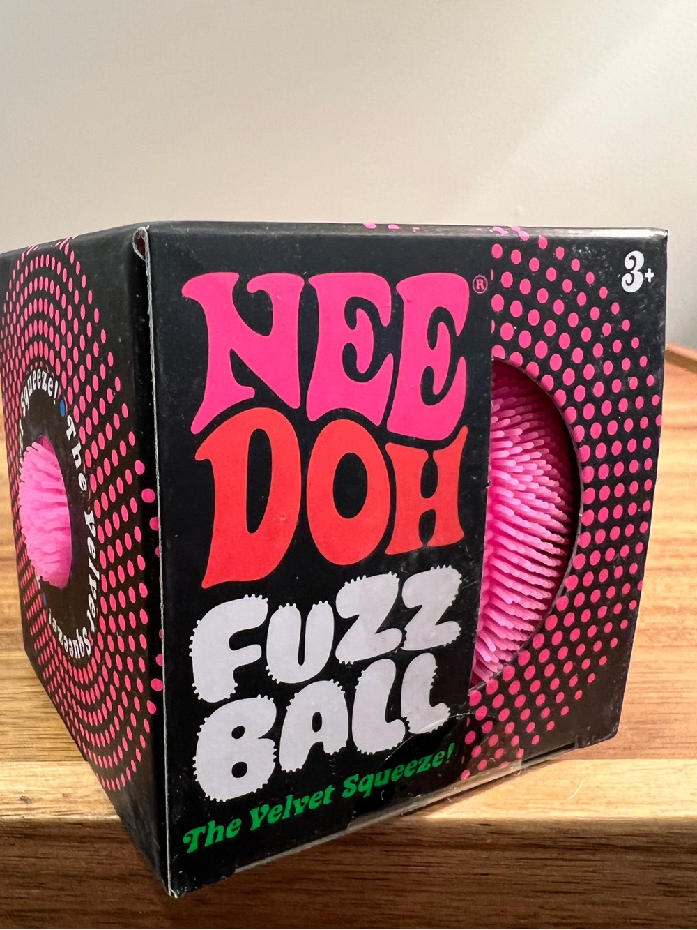 🔥🩷THE NeeDoh Fuzz Ball - Pink Velvet Squeeze 🩷Brand new, sealed 🔥 Great NeeDoh!